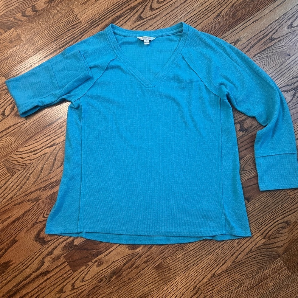 Wildfox Women’s Haley Brushed Waffle Top – Teal
Size Medium - Picture 4 of 10